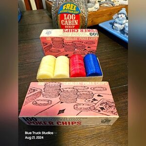 Catalox Poker Chips 200 Chips Marble Finish 1.5 Inch Vintage Field